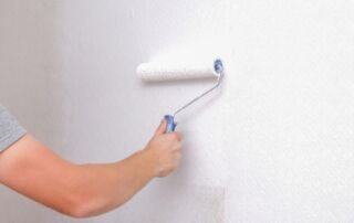 Renovatiebehang verven.